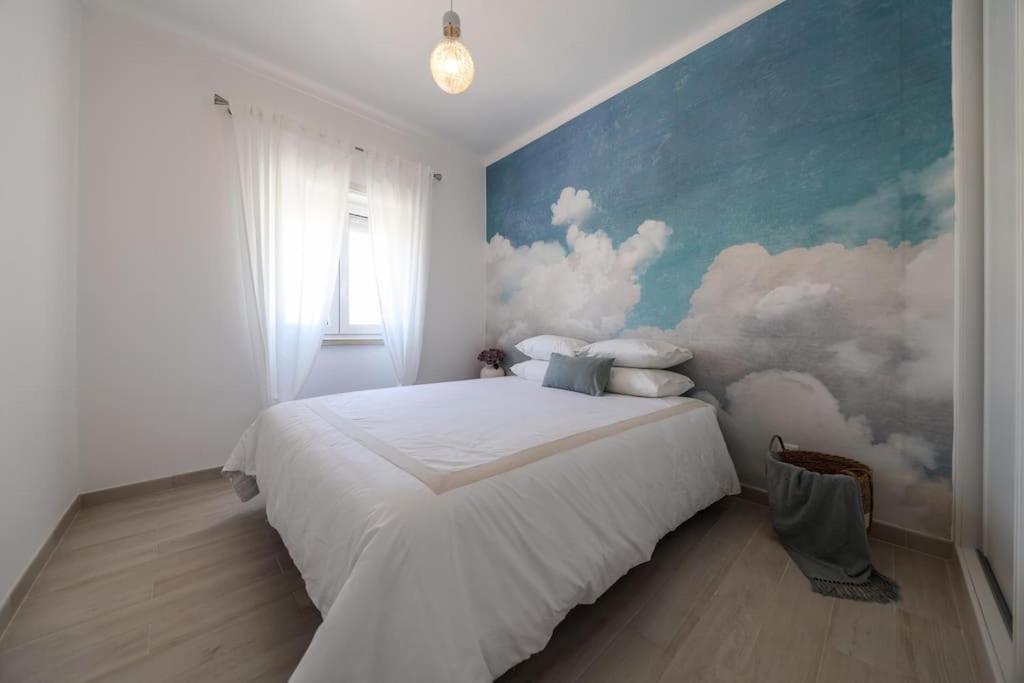 Close To Everything Bright Modern Apartment *